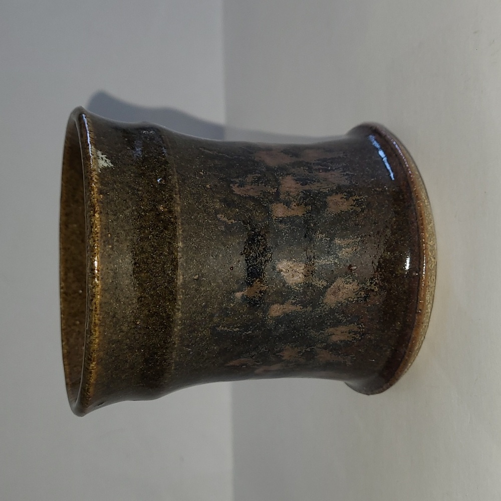 Hand Thrown Pottery Mug - Picture 4 of 6